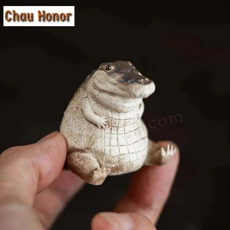 Chinese Yixing Handmade Sculpture Purple Clay Tea Pet Crocodile Model Ornaments Tea Figurine Toy Crafts Zisha Tea Set Decoration
