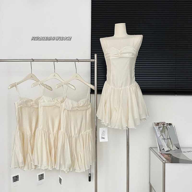 

Vintage Elegant Pleated Suspender White Evening Dress Women Summer 2023 New Cozy Slim A-line Mini Dress Birthday Party Prom