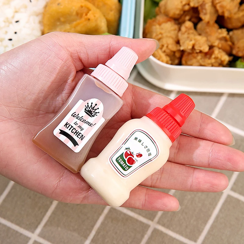 2pcs/set 25ML Mini Tomato Ketchup Bottle Portable Small Sauce Container  Salad Dressing Container Pantry Containers for Bento Box