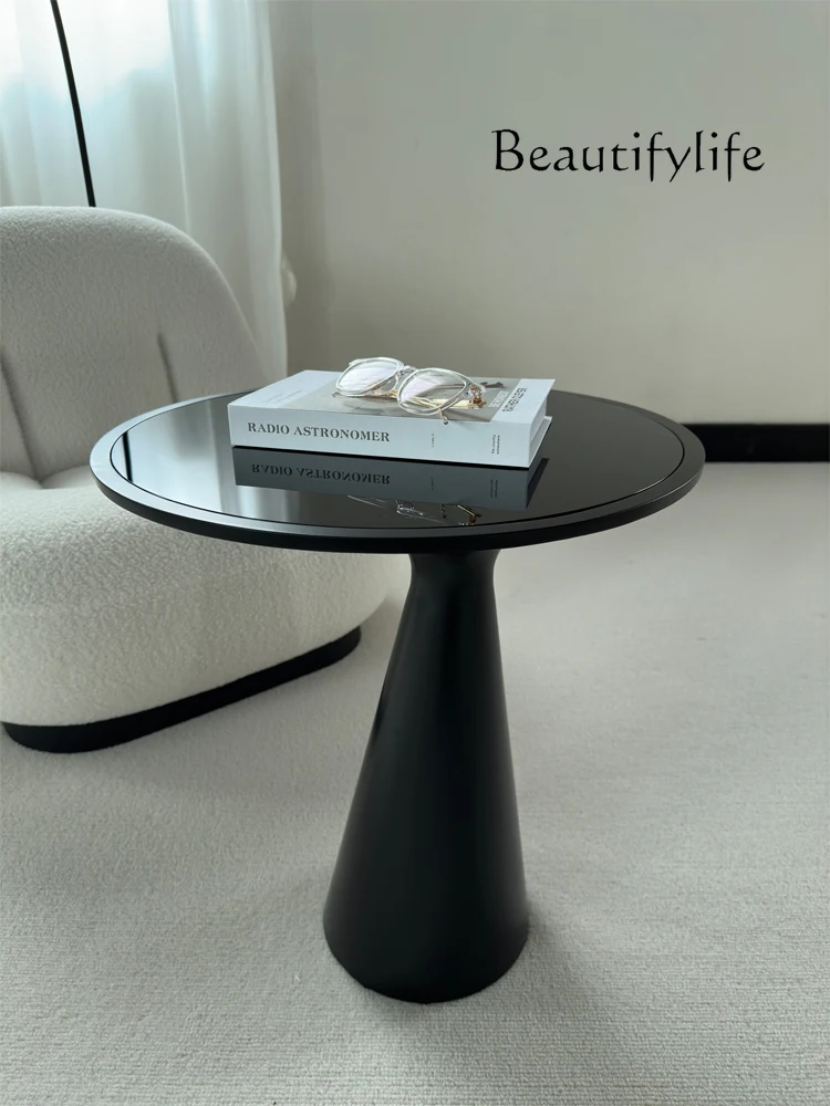 

Italian minimalist design sense living room round glass small coffee table