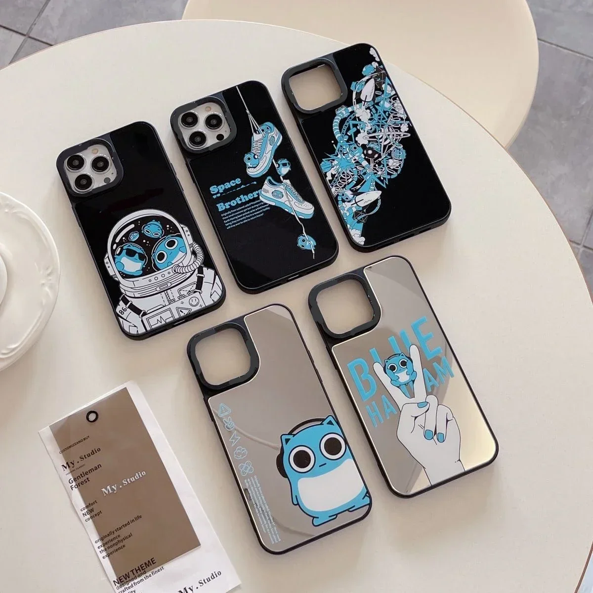 

Cartoon Cat Space Mirror Surface Phone Case Cover for IPhone 14 13 12 11 15 Pro Max Case for IPhone 15 Pro Max