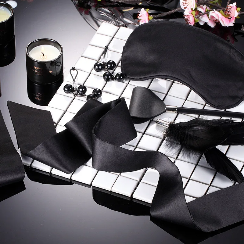RoomfunLight Sexy SuitSMFlirting Binding Adult Sex Product Nipple Clamp Handcuffs Blindfold Low Temperature Candles