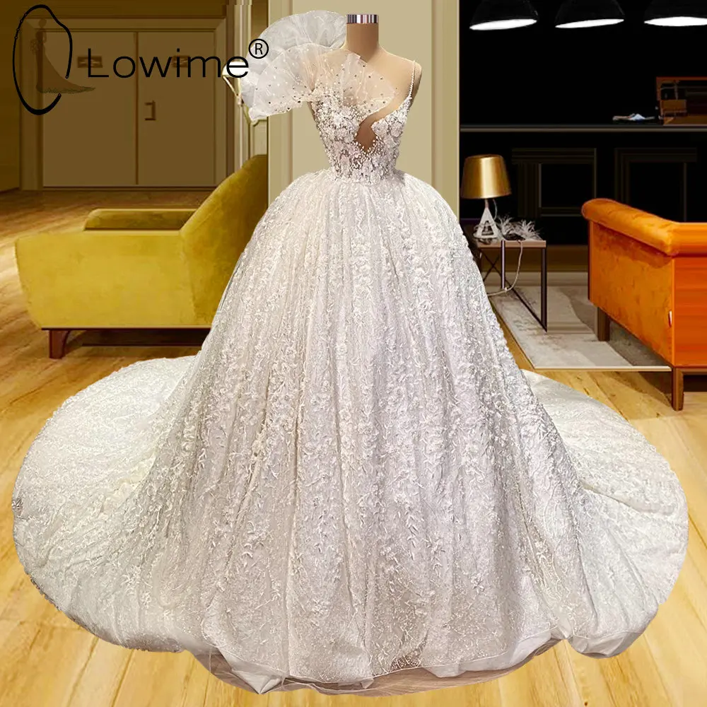 

Luxury Ball Gown Puffy Weddding Dresses with Long Train 2022 Sexy Spaghetti Straps Pearls Muslim Lace Bridal Gowns Plus Size