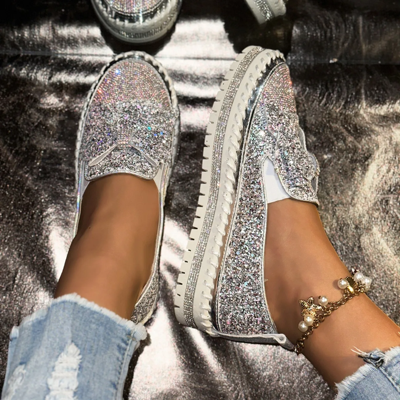 Women Sneakers Fashionable Diamonds - Uniqwear