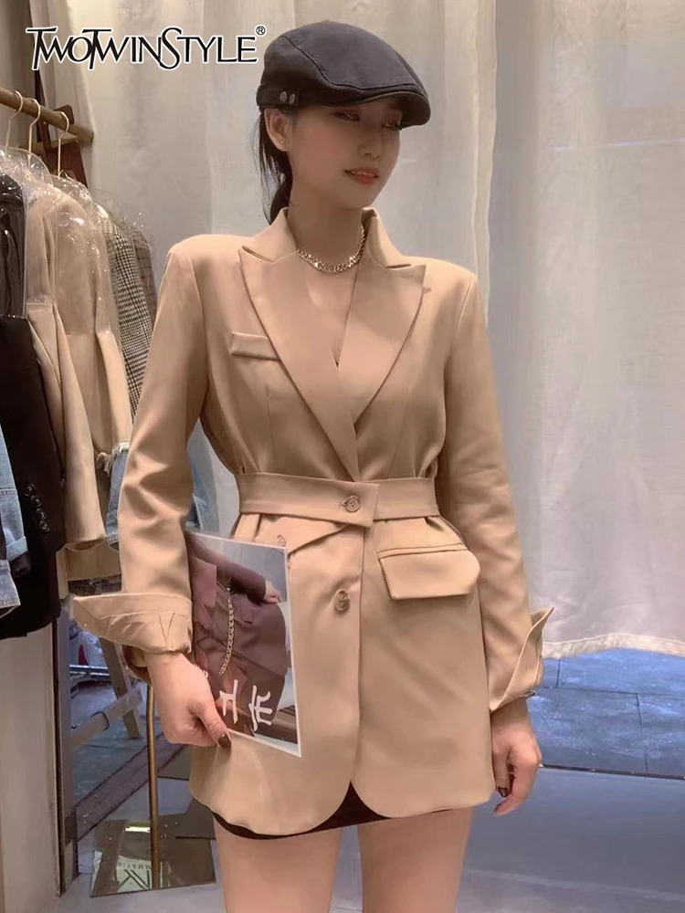 

TWOTWINSTYLE Casual Plain Blazers For Women Notched Loose Long Sleeve Sashes Lace Up Patchwork Pockets Coats Female 2022 Autumn