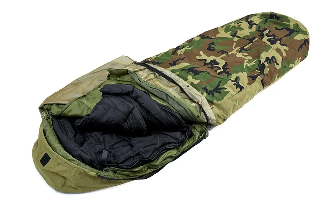 Sleeping bag, Army style - Alluluah Picnic Accessories