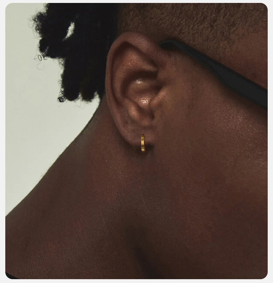 Vnox Glänzende kleine Creolen aus Edelstahl für Damen und Herren, handpolierte einfache Metallreifen, minimalistisches Schmuckgeschenk – Detail 4