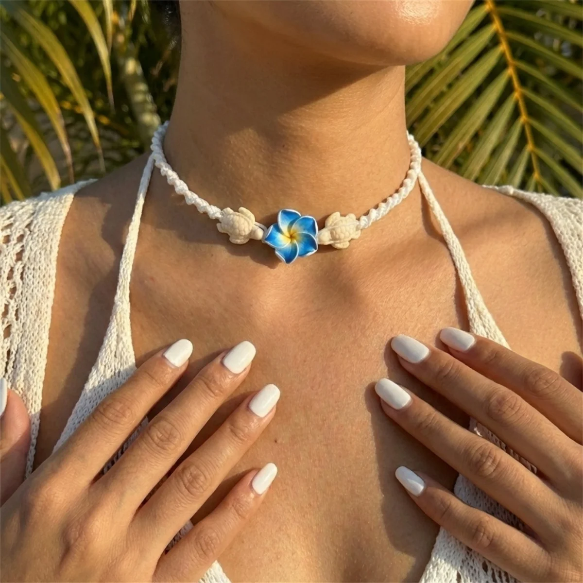 Boho-Halskette aus weicher Tonerde mit weißem geflochtenem Seil für Damen und Herren, Harz-Meeresschildkröten, florales Choker-Halsband, Sommer-Strand-Urlaubsschmuck