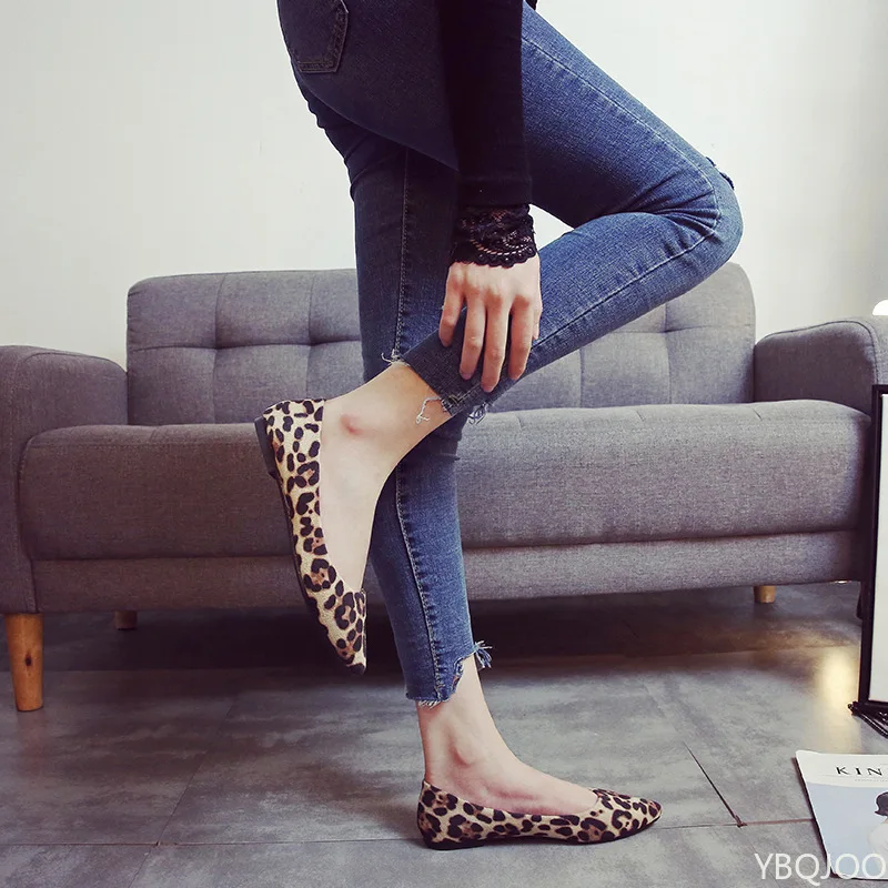 2025 Fashion leopard print Flats Sharp pointed comfort Women's