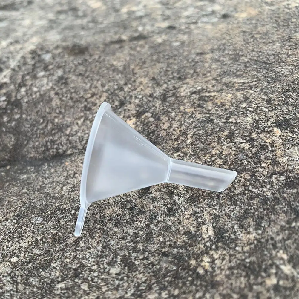 Mini Plastic Funnel Small Mouth Liquid Oil Funnels Laboratory Supplies Tools School Experimental Supplies 5PCS Plastic Filter Funnel