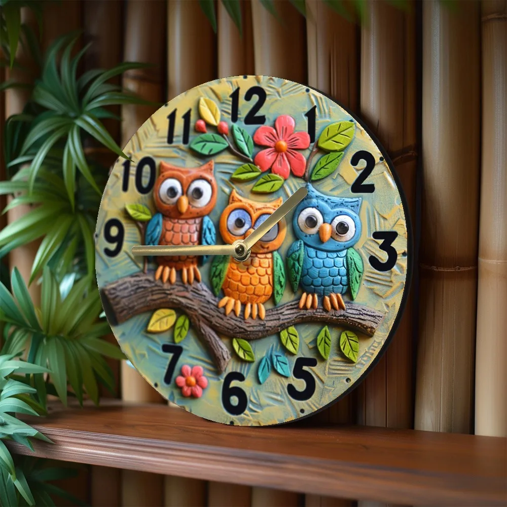 Wooden wall clock with cute owl patterns, perfect for home decor. Requires AA batteries 2