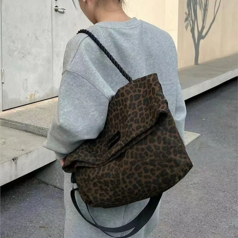 Retro Leopard Print Tote Bag Women Large Capacity Canvas Shoulder Bags Ladies Hot Girl Fashion Trendy Commute Crossbody Bag 2025