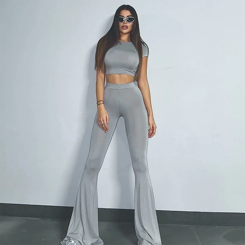 

Women Two-Piece Slim Fit Sports Set Short Sleeved Crop Top and Boot Shaped Pants Set Spring/Summer Fashion Street Trendy Set