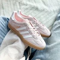 Adidas Originals Gazelle Indoor Sandy Pink White Fresh and Gentle Suede Low Chaussures de skate pour femme et fille German Training IH5484 2