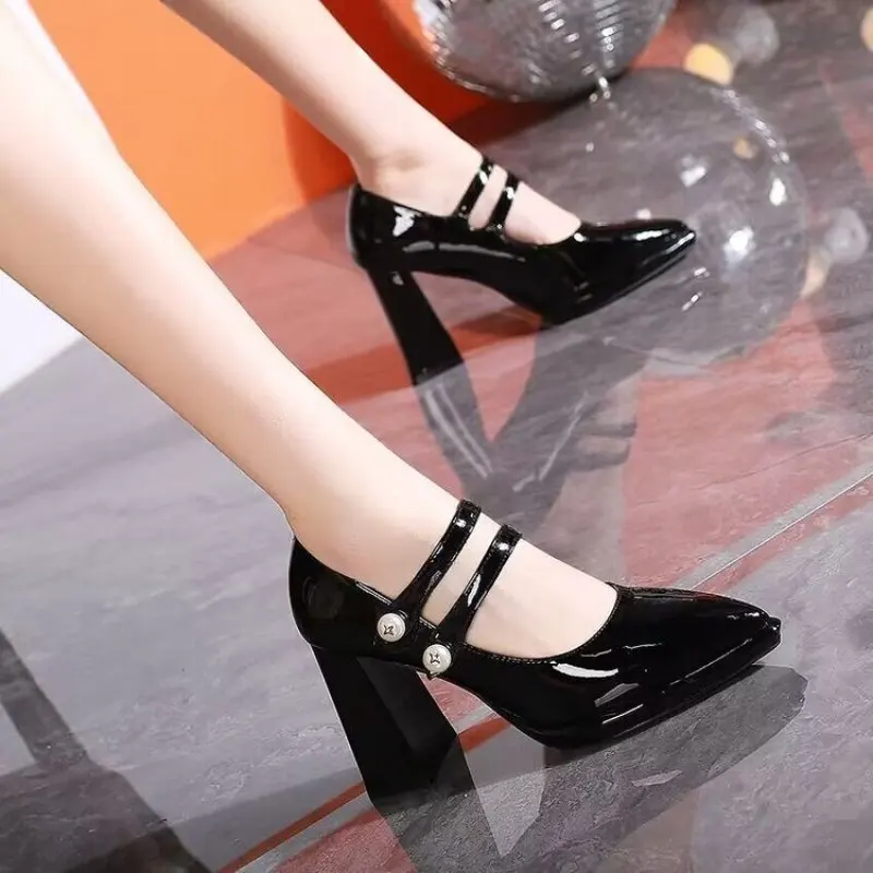 Ladies Elegant Cusp Shoes Women's New Square Heel High Heels Bridal Shoes High Heel Loafers Retro Mary Jane Women's Shoes New