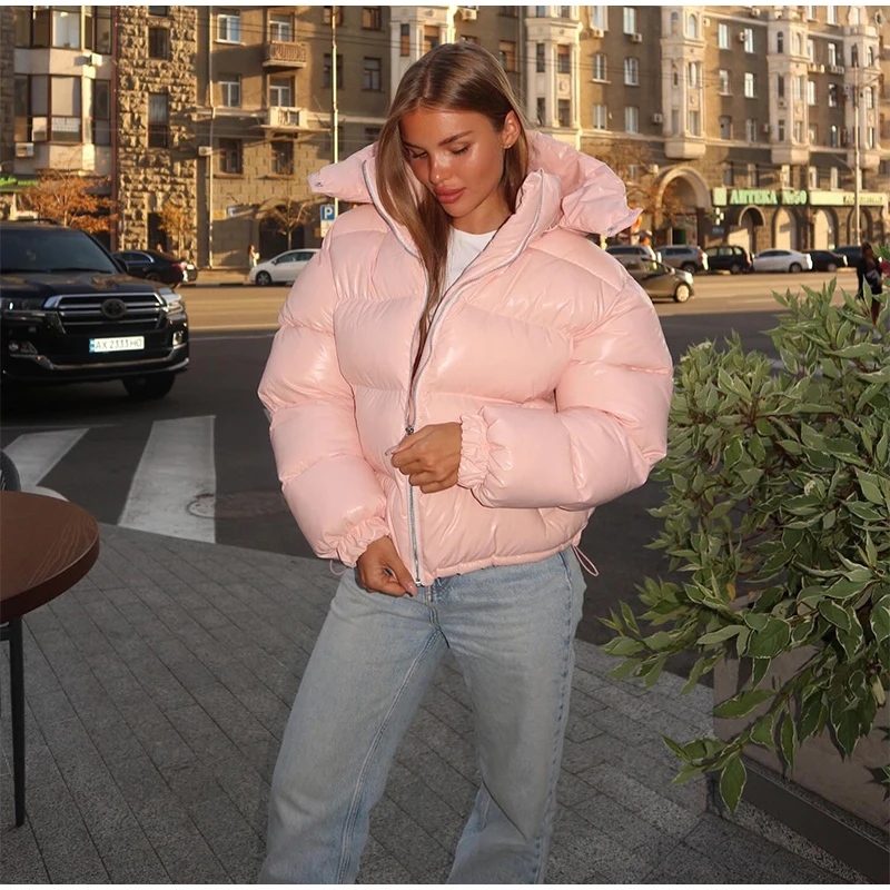 Schicker, glänzender, gepolsterter Mantel mit Kapuze für Damen, lässig, geschwollener Stehkragen, kurze Daunenjacke, Baumwollmäntel, weiblich, 2025, Winter-Straßen-Oberbekleidung – Detail 26