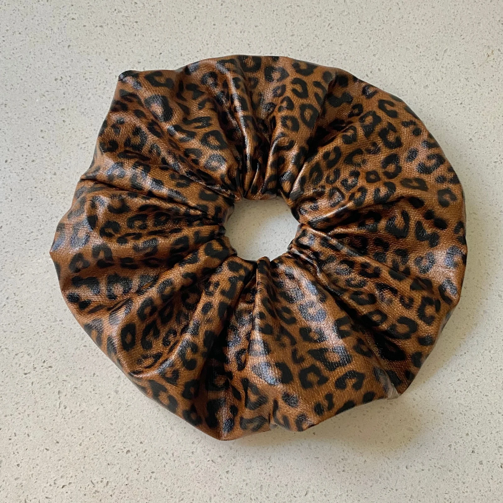 1pc Leopard Print Faux Leather, Brown Oversized Hair Scrunchy & Triangle Hair Scarf Vintage Y2K Hair Accessories For Party Daily