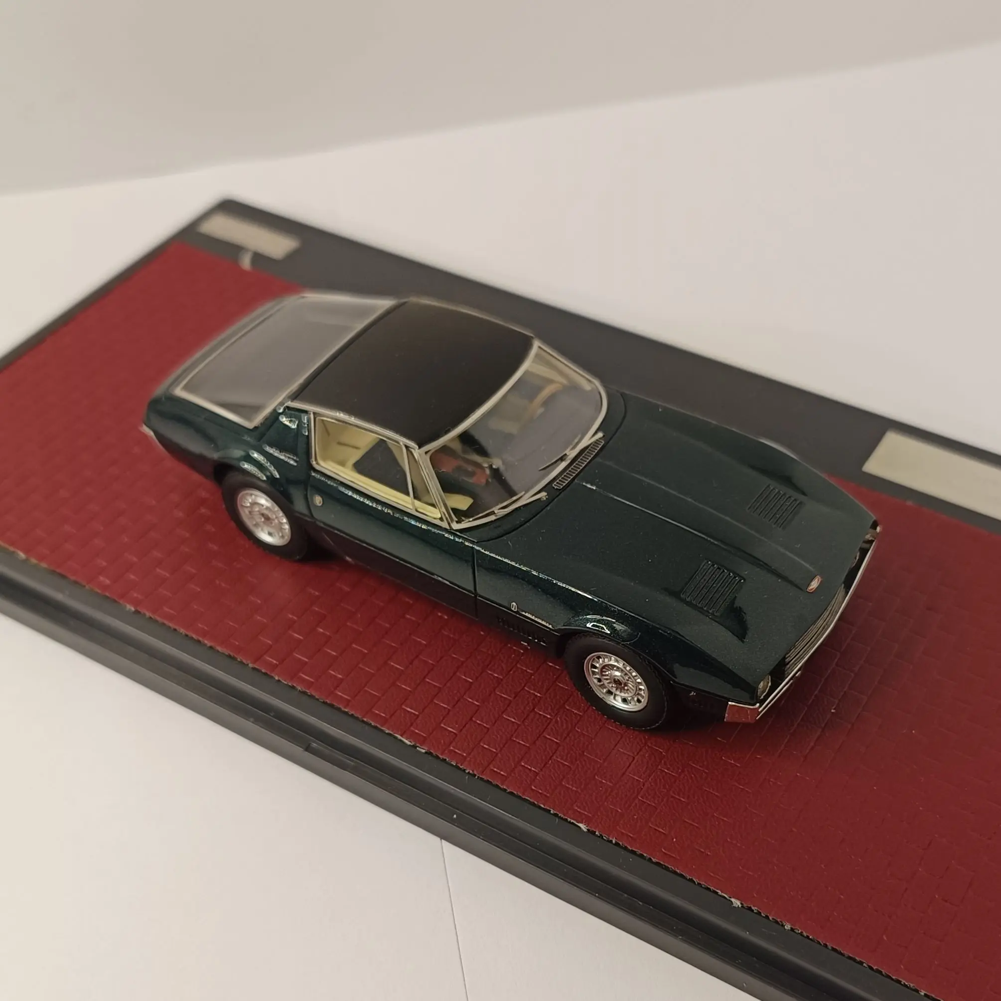 

1:43 Scale Model for Jensen Nova by 1967 Resin Car Model Toy Vehicles Simulation Car Model Collection Toy Gifts