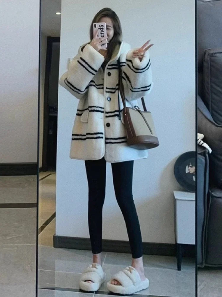 Autumn Winter Maternity coats Loose Thick Coat Hoodies pregnant women clothing Ladies Casual Warm pregnancy Jacket Outwear