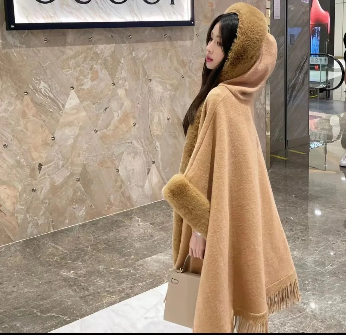 2022 Women Winter Thick Velvet Knitted Loose Poncho Tassel Outstreet Wear Cloak With Hat Long Faux Rabbit Fur Collar Capes Coat