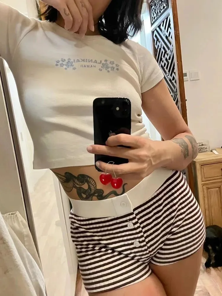 

Retro Hawaiian Floral Embroidery Crop Top Sweet Spice Girls O Neck Short Sleeve Tight Summer T-shirts 2024 New Chic Cotton Tees