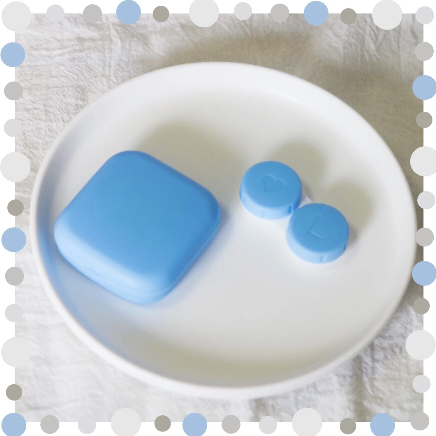 Portable Multicolor Contact Lens Case with Mirror and Cleaning Accessories