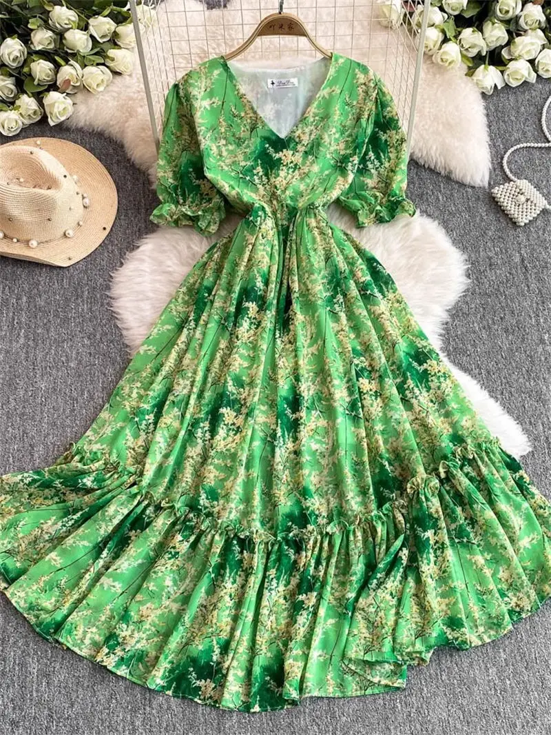Gentle Style Floral Long Dress French Retro Temperament Short Sleeved V-Neck Slimming A Line Ruffle Edge Summer Dress k2722