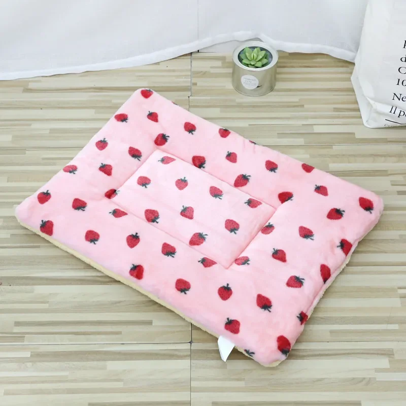 thumbnail image 1 of Alfombrilla de doble cara para mascotas, cama corta de felpa para dormir para gatos, perros pequeños, linda manta para mascotas, cojín cálido para gatitos, sofá cama para gatos, 1 of 5
