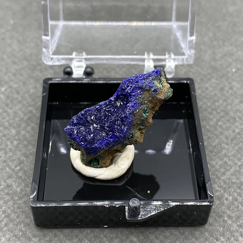 Natural beautiful Azurite and Malachite symbiotic mineral specimen crystal Stones and crystals Healing crystal Box:35mm