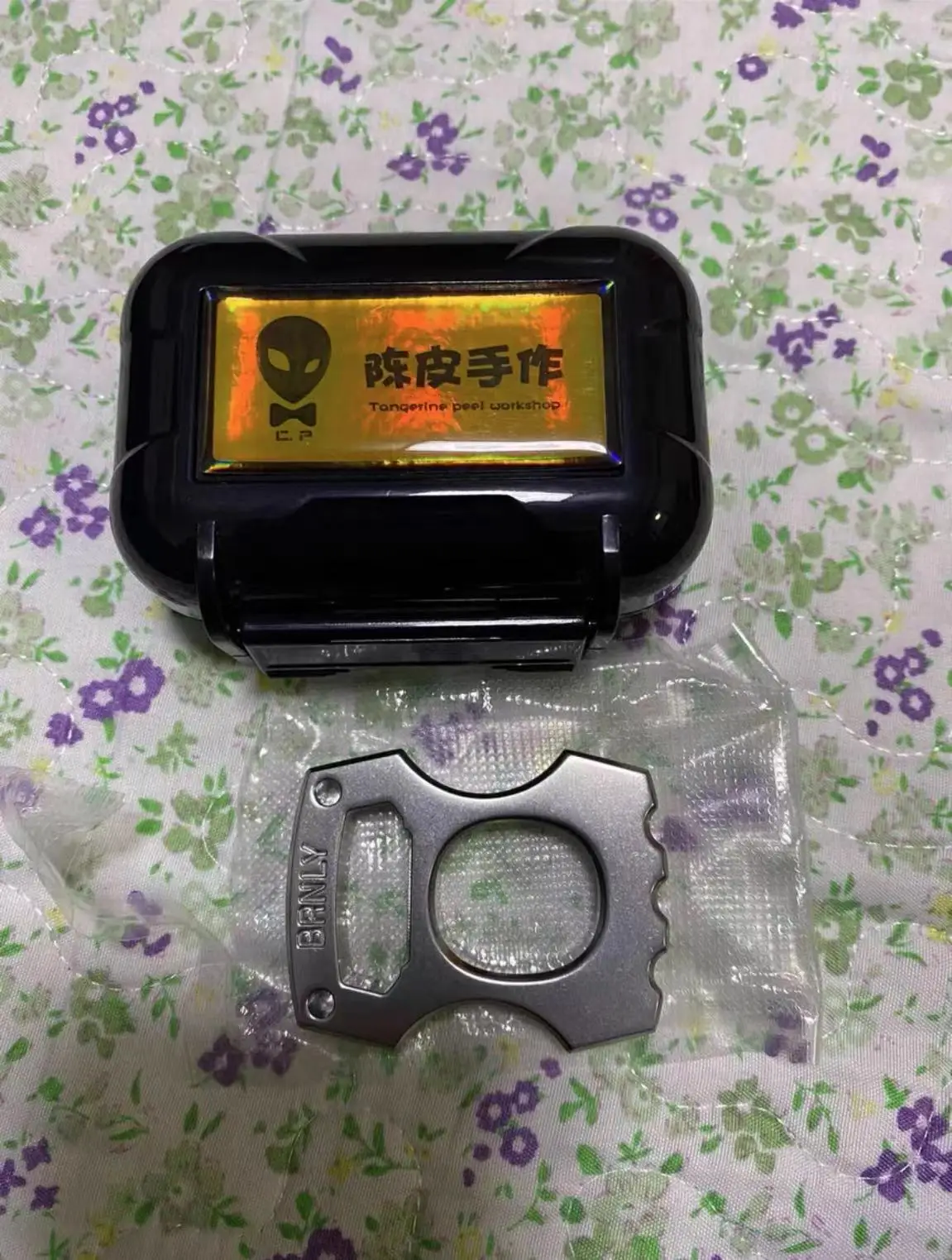 

Chenpi BRNLY Finger Tiger, Stainless Steel