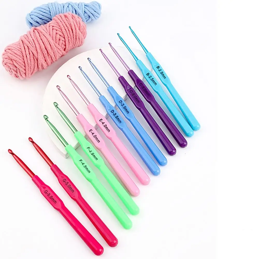 1pc Crochet Hook Knitting Needles Colorful Plastic Handle Aluminum Crochet Hooks Template Knit Needles Weave DIY Crafts
