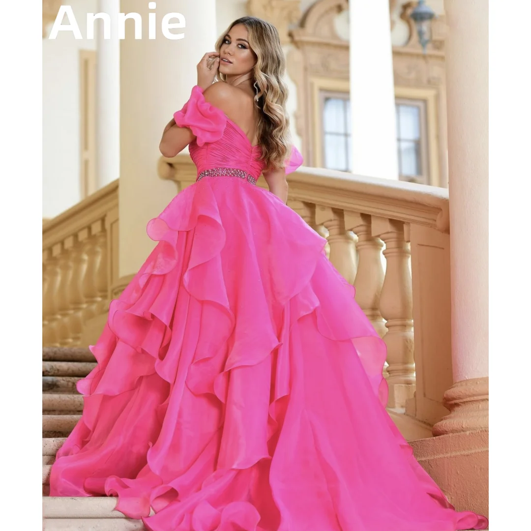 

Delicate Pink Prom Dresses Glitter Ruffled Layering Evening Dress Vestidos De Noche Beaded A-line Formal Occasions Party Dress