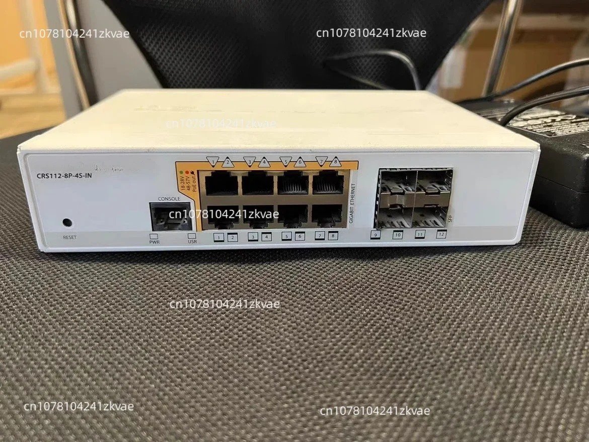 

CRS112-8P-4S-IN Full Gigabit Eight Electrical Ports Four Optical Ports Gigabit Switch Desktop Version 90% New