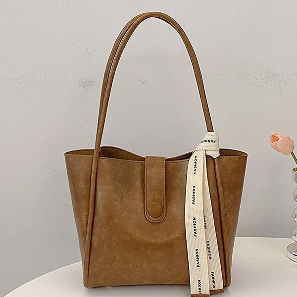 

Women New Fashionable Shoulder Korean Bag,