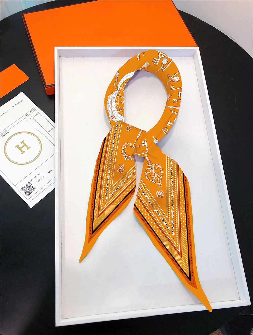 Four Seasons Wild New Live Selling Retro Classic Key Cashew Diamond Scarf Women's Twill Temperament Small Scarf Silk Scarf Scarf 5