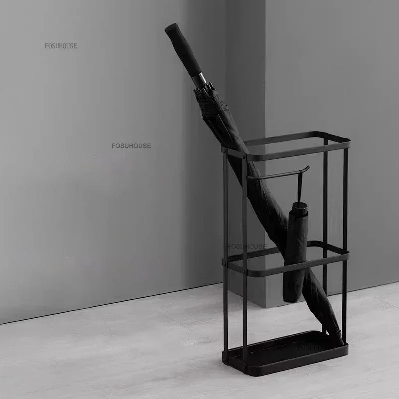 Nordic Iron Art Umbrella Stand Home Entrance Umbrella Storage Drain Rack Parasol Accessories Designer Hotel Lobby Stand