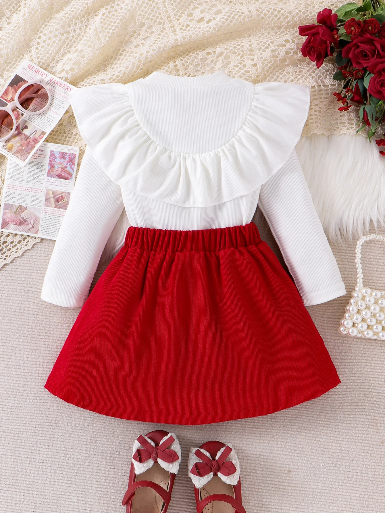 2 قطعة نمط جديد الخريف الحلو ولطيف فتاة طفل الأبيض القوس الدانتيل بأكمام طويلة بلوزات + ارتفع الأحمر بلون مطوي تنورة قصيرة