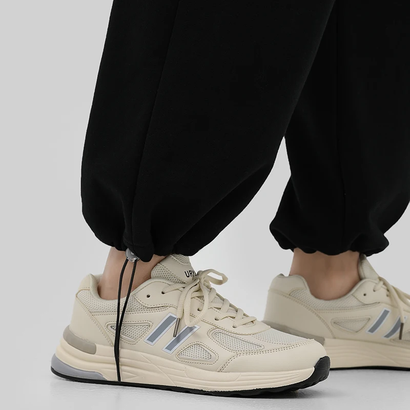 Рисунок 4 - Мужская модная спортивная обувь для бега