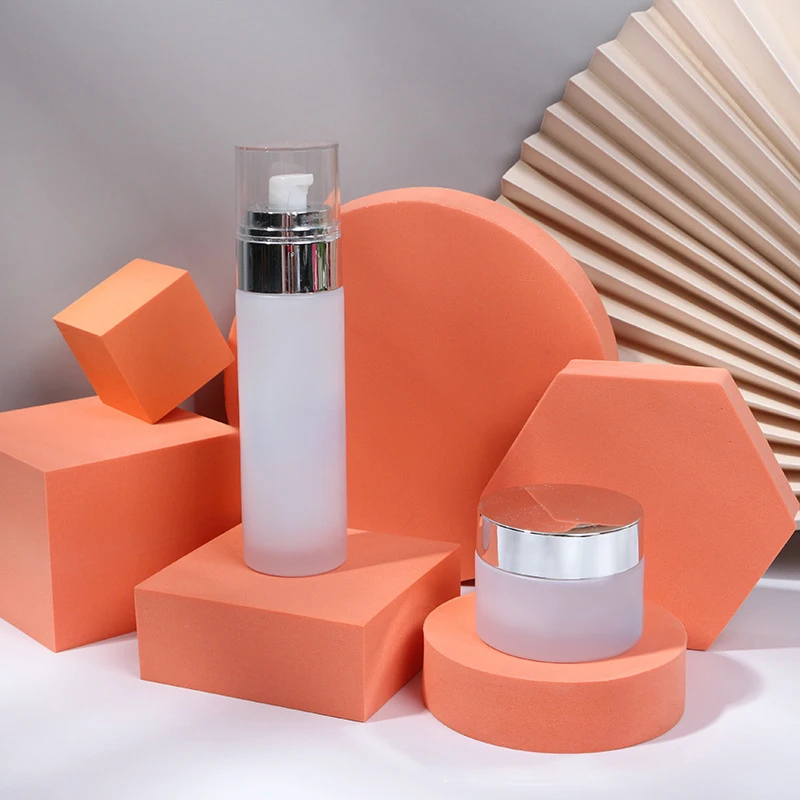 Party Photo Props Creative Hard Foam Geometric Cube Life Photo Material Three-dimensional Ornaments Photography Props Makeups Cube Photoshoot