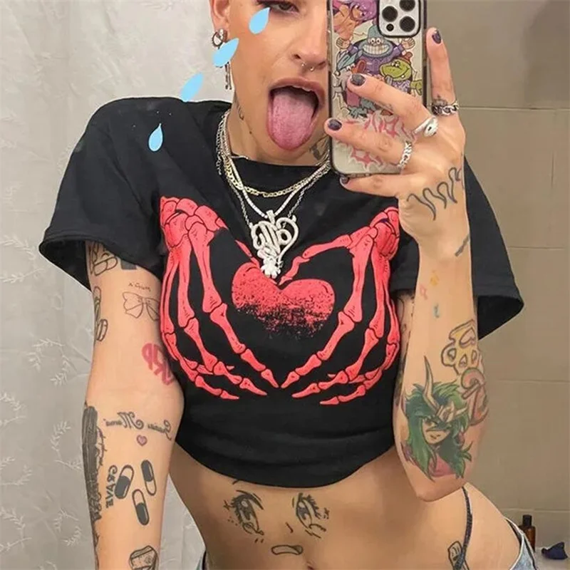 

Sexy Crop Tops Punk Black Devil Heart Skull Hand Print T-shirt Grunge Goth Vintage Clothes Y2k Tee Kawaii Graphic Dark Tshirt