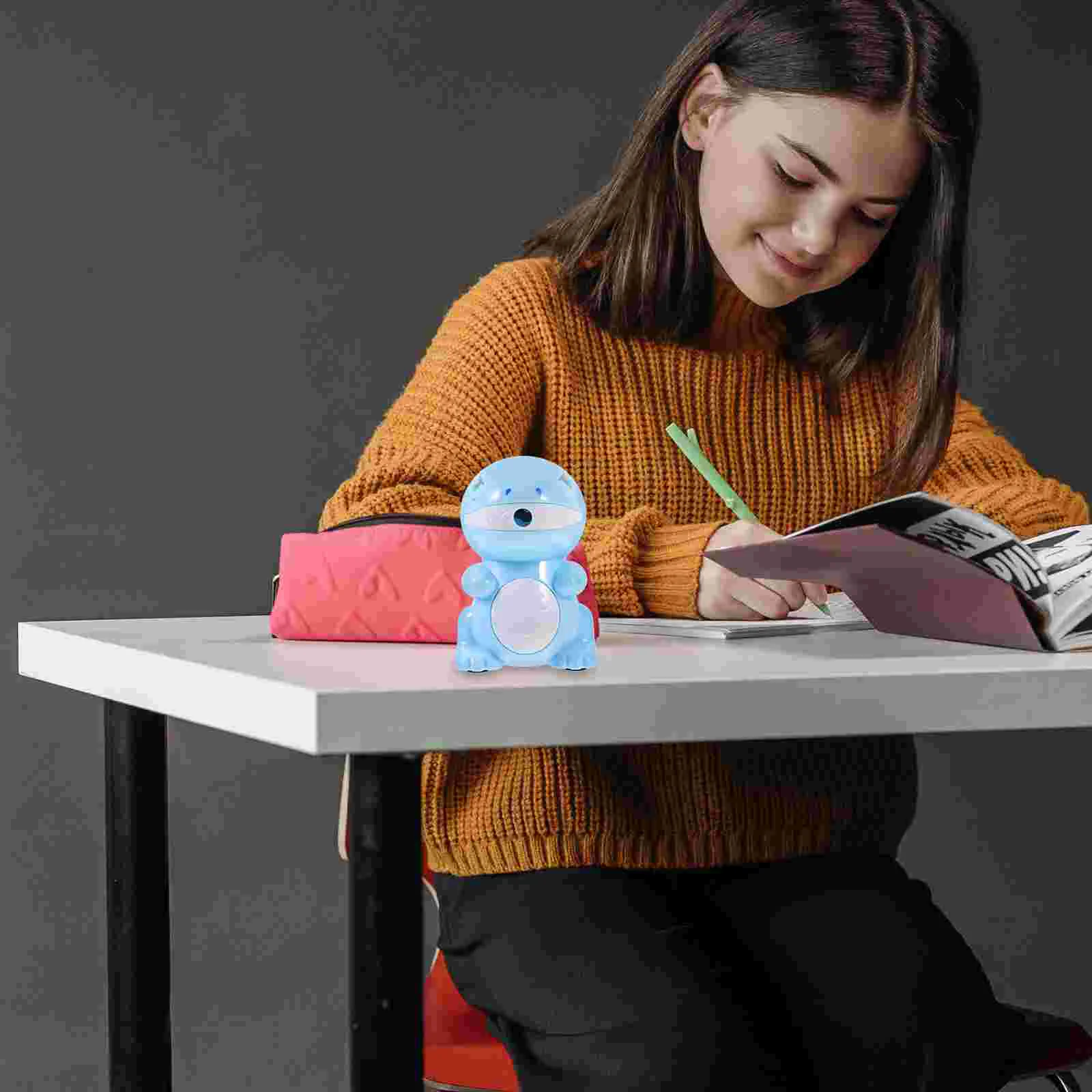 Рисунок 5 - Точилка для карандашей в форме