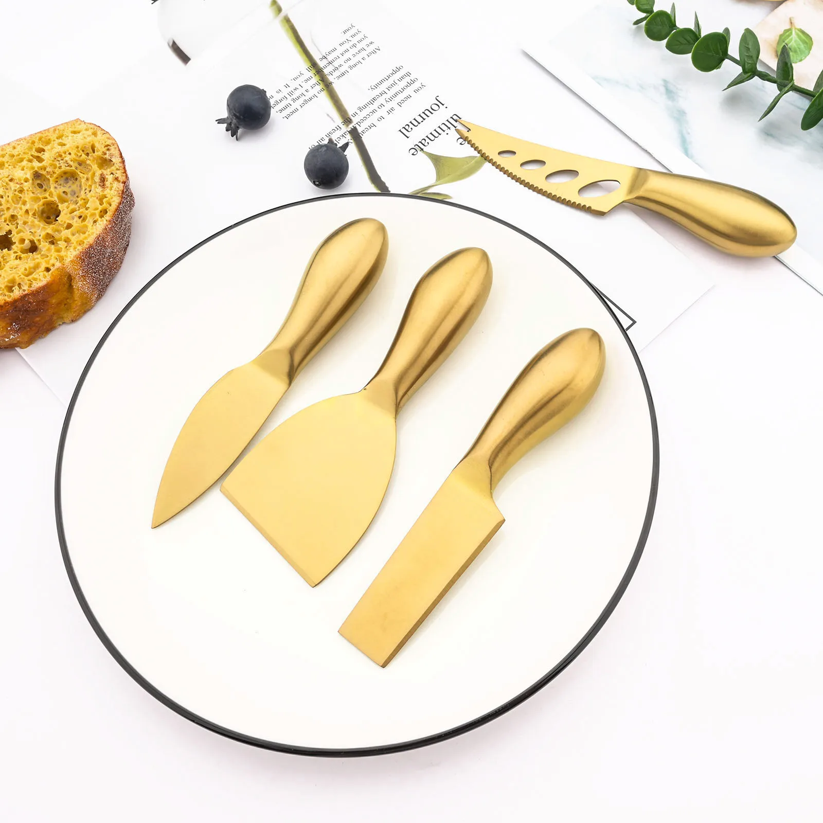 Description Picture 4 of itemGold Matte Stainless Sttel Handle Cheese Knife Set Mini Cheese Knife Butter Knife Slicer Knife Pizza Cutter Baked Cheese Knife