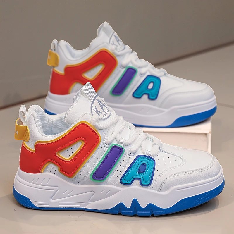 Рисунок 2 - Мужская повседневная спортивная обувь