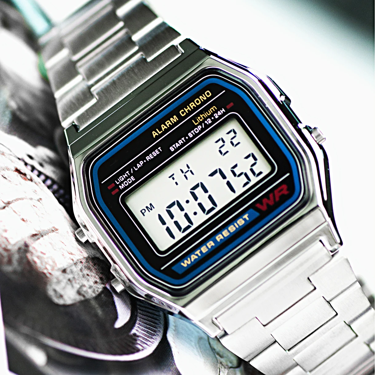 Tanie Luksusowy pasek stalowy F91W zegarek Retro LED sportowe cyfrowe zegarek