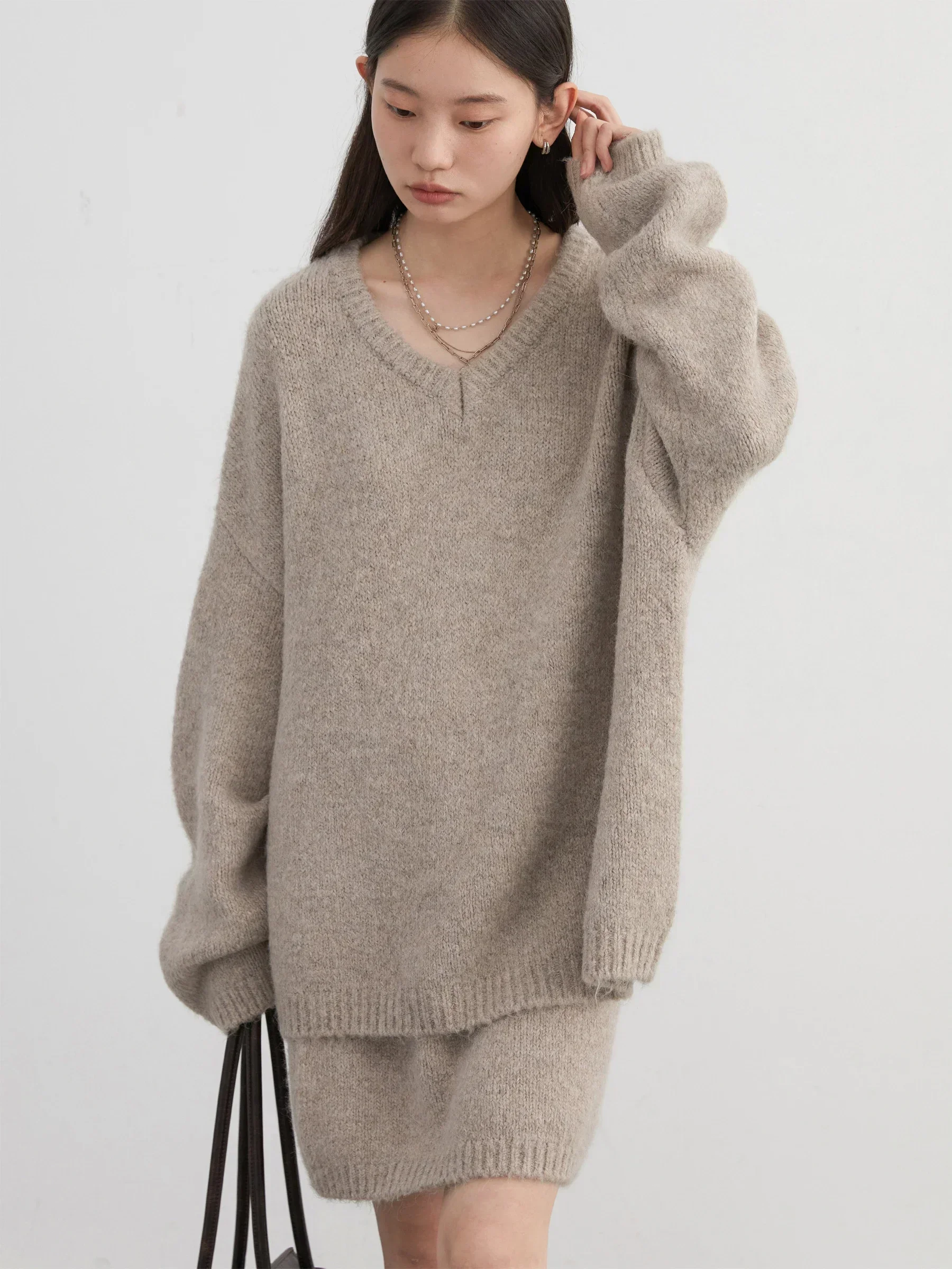 Women Clothing Set CHIC VEN Fashion Skirt Set Pullover Loose Mini V-neck Solid Sweater Straight Leg Skirts Spring Autumn