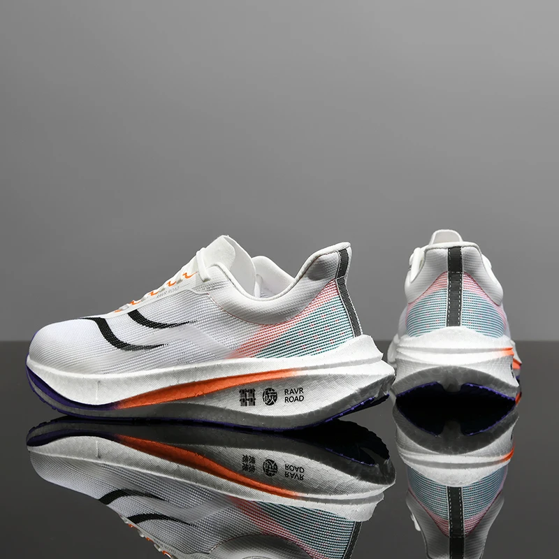 2023 New Men's Running Shoes Breathable Non-slip Sports Shoes Light Outdoor Sports Running Shoes Women's Comfortable Training