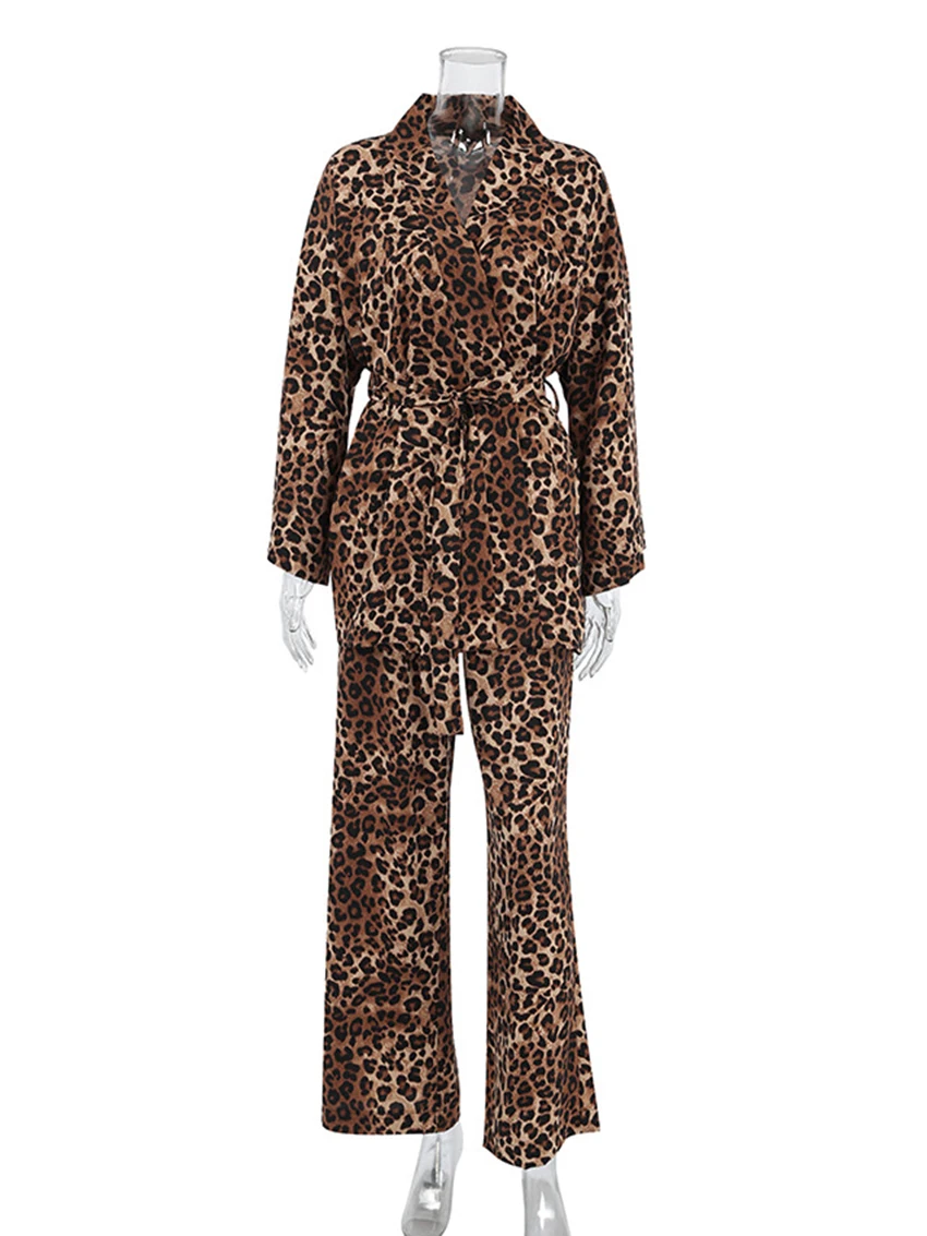 Marthaqiqi Leopard Print Women'S Sleepwear Set V-Neck Pajamas Long Sleeve Nightie Lace Up Nightwear Pants Casual Nightgowns Suit