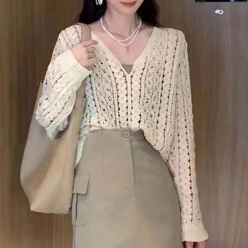 

Women V Neck Solid Knitted Casual Sweater Female Fashion Autumn Winter Pullover Loose Long Sleeve Jumpers Sweaters Hot Sale