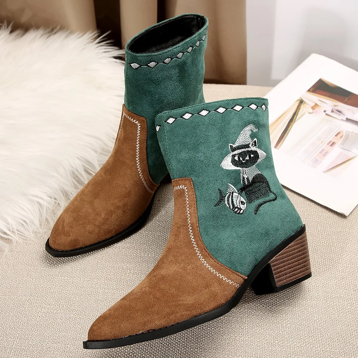 Boots Women Mix Color Embroidered Western Cowboy Autumn Winter Chunky Heel Ankle Boots Woman Pointed Toe Slip on Chelsea Booties