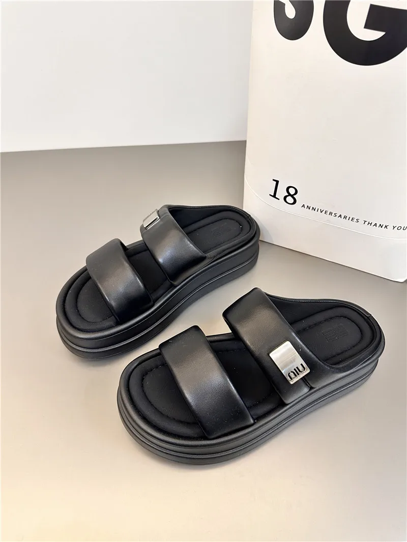 

Luxury Summer Thick Sole Sandals Top Designer Women's Beach Handmade Slippers 2024 Summer New Slides Flats Walking Casual Mules